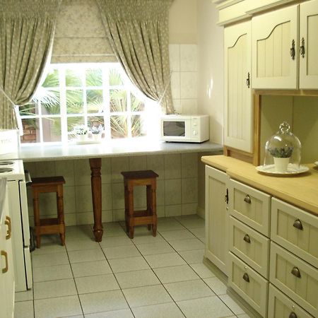Anne'S Place Potchefstroom Kamer foto
