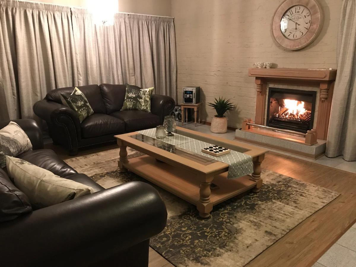 Anne'S Place Potchefstroom Buitenkant foto