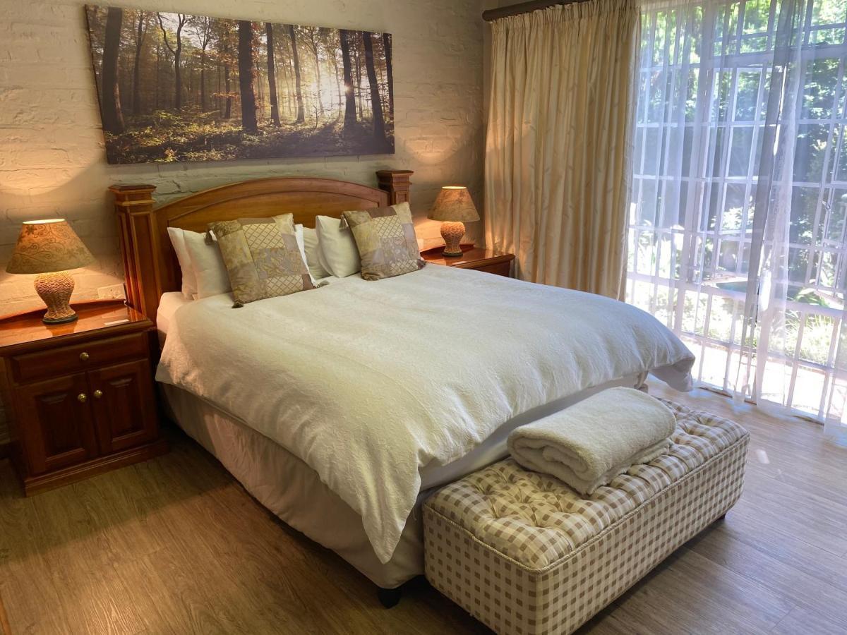 Anne'S Place Potchefstroom Buitenkant foto