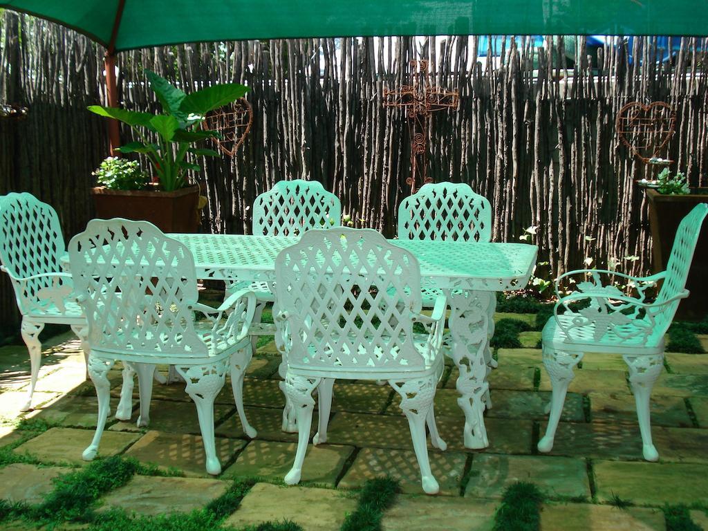 Anne'S Place Potchefstroom Buitenkant foto