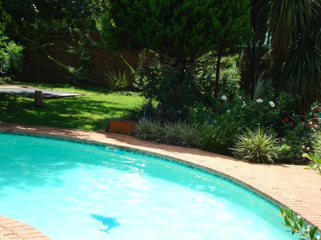 Anne'S Place Potchefstroom Buitenkant foto